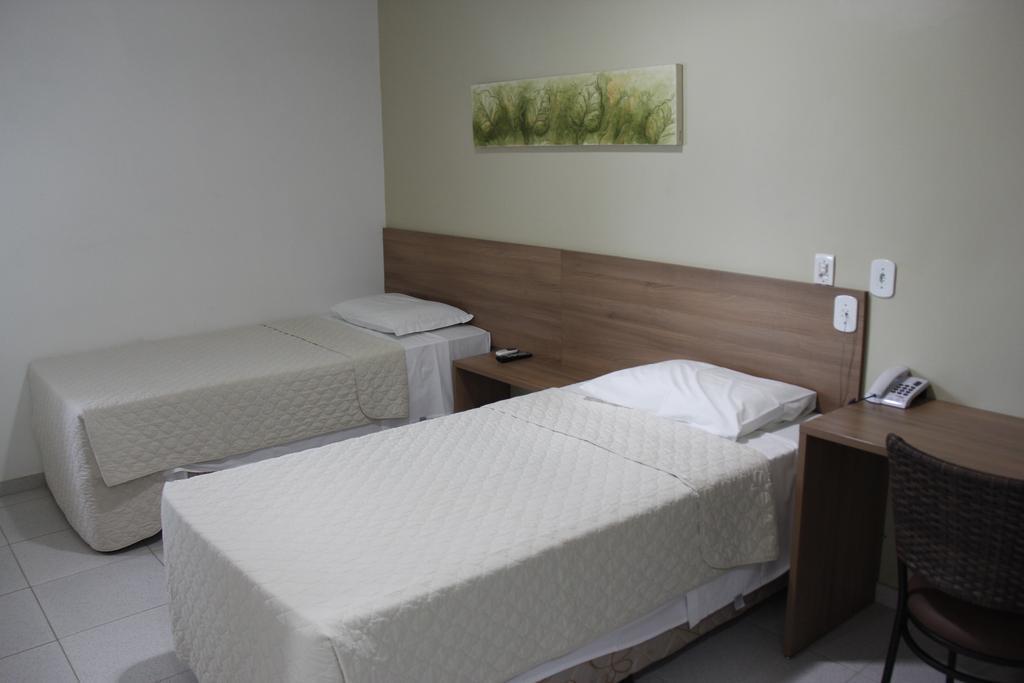 Larison Economy Hotell Pôrto Velho Eksteriør bilde