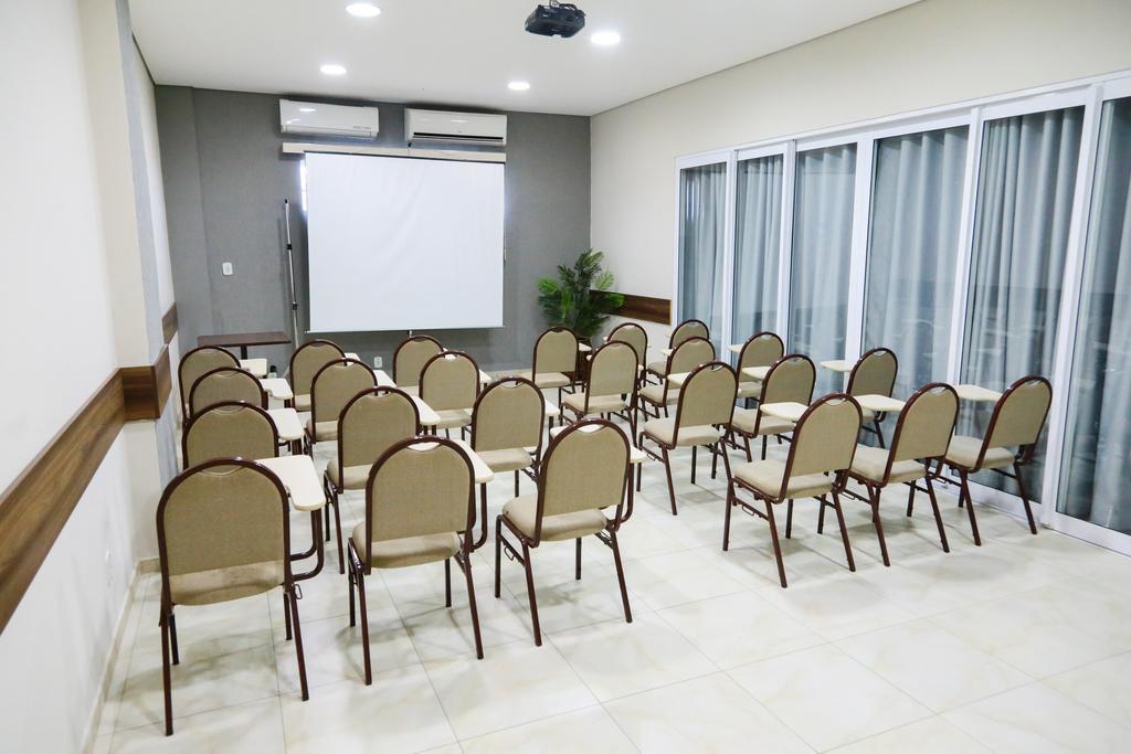 Larison Economy Hotell Pôrto Velho Eksteriør bilde